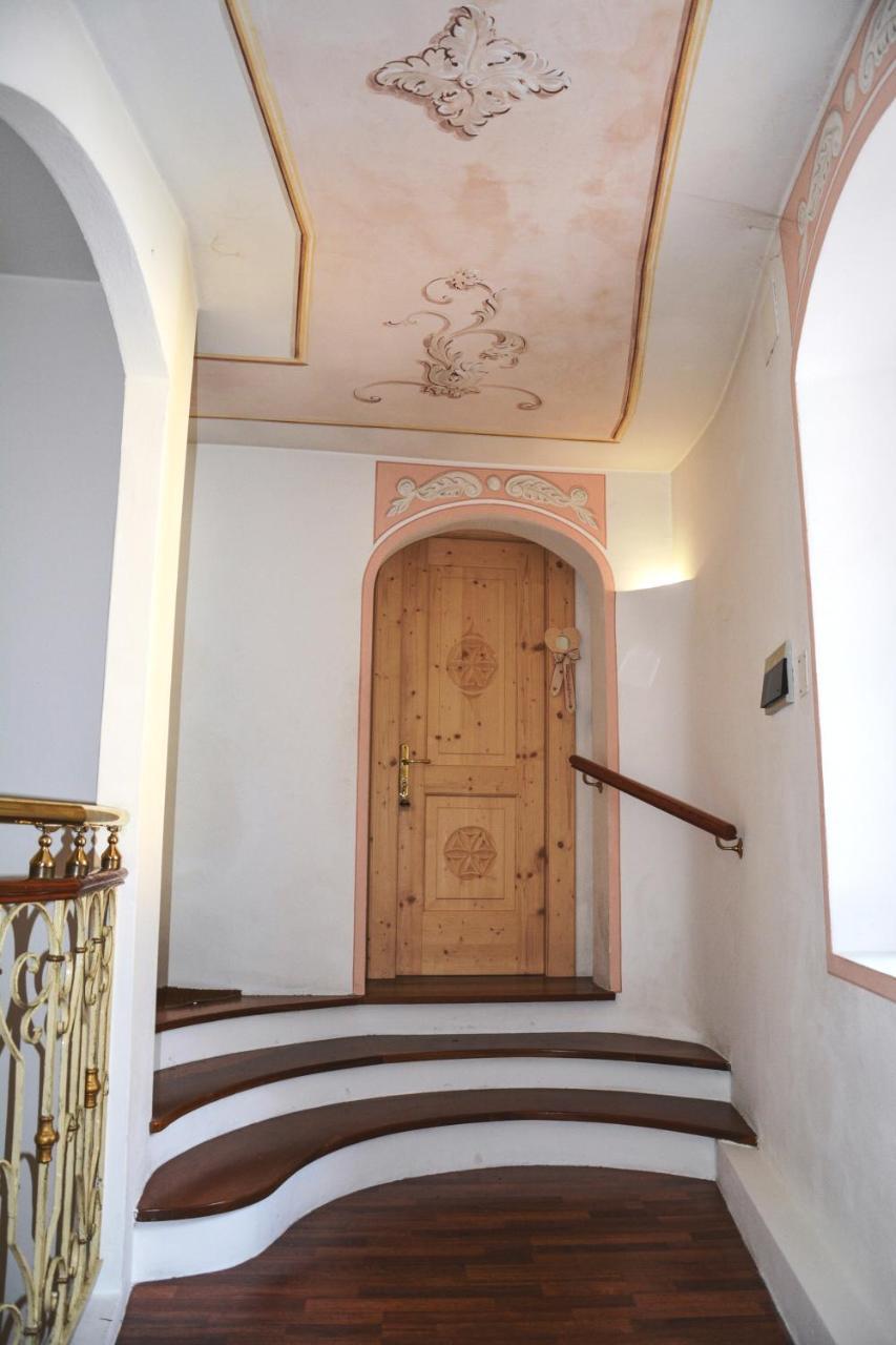 Sembenini Palace Riva del Garda Exterior foto